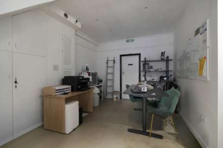 High Street, New Malden, Image 4