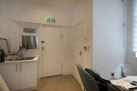 High Street, New Malden, Image 8