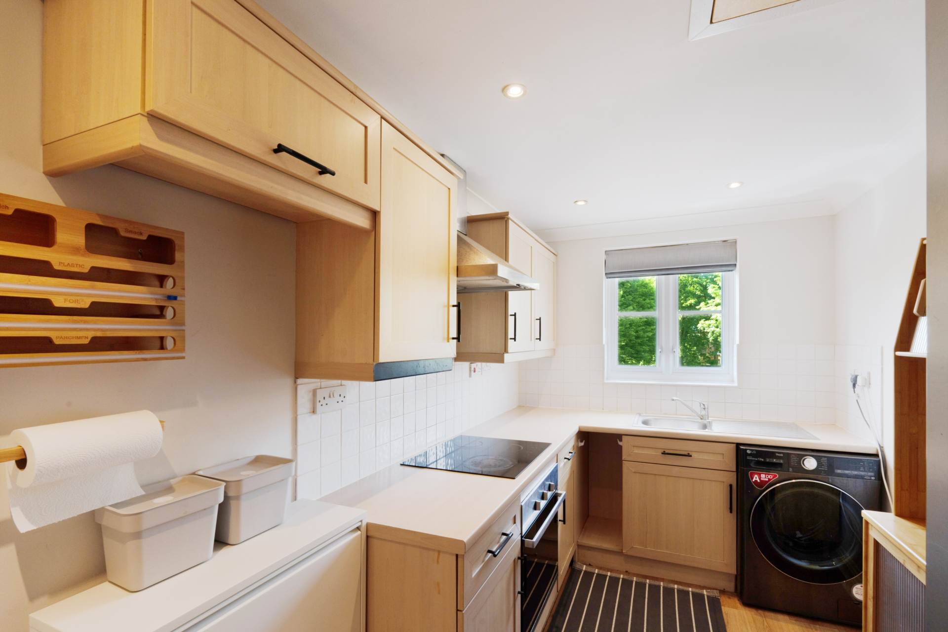 Fulmar Close, Surbiton, Image 4