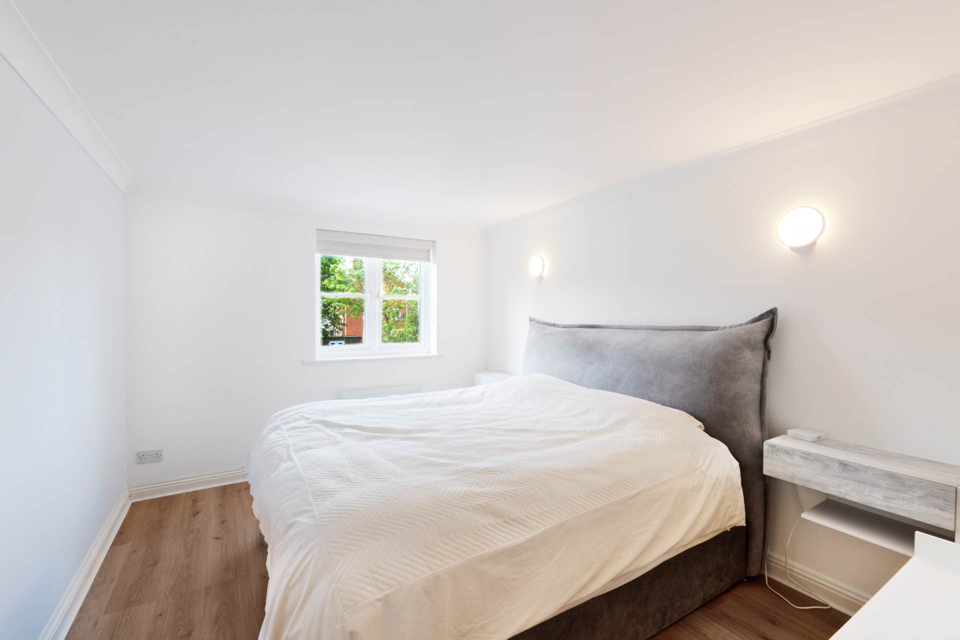 Fulmar Close, Surbiton, Image 5