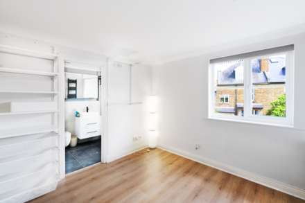 Fulmar Close, Surbiton, Image 6