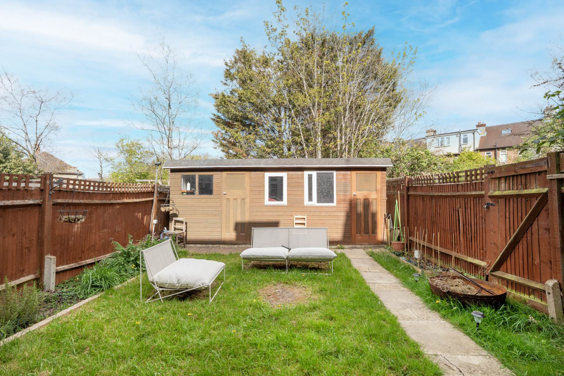 Errol Gardens, New Malden, Image 4