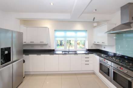 Rosebery Avenue, New Malden, Image 9