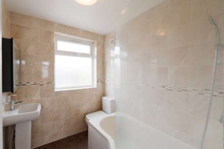Tadworth Avenue, New Malden, Image 6