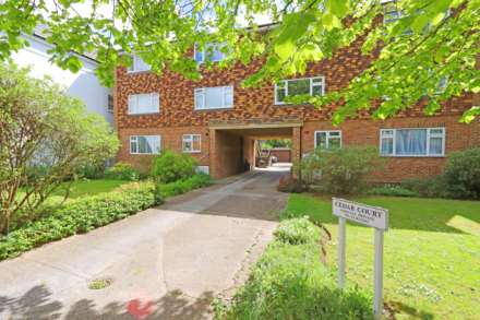 Cedar Court, Lime Grove, New Malden, Image 10