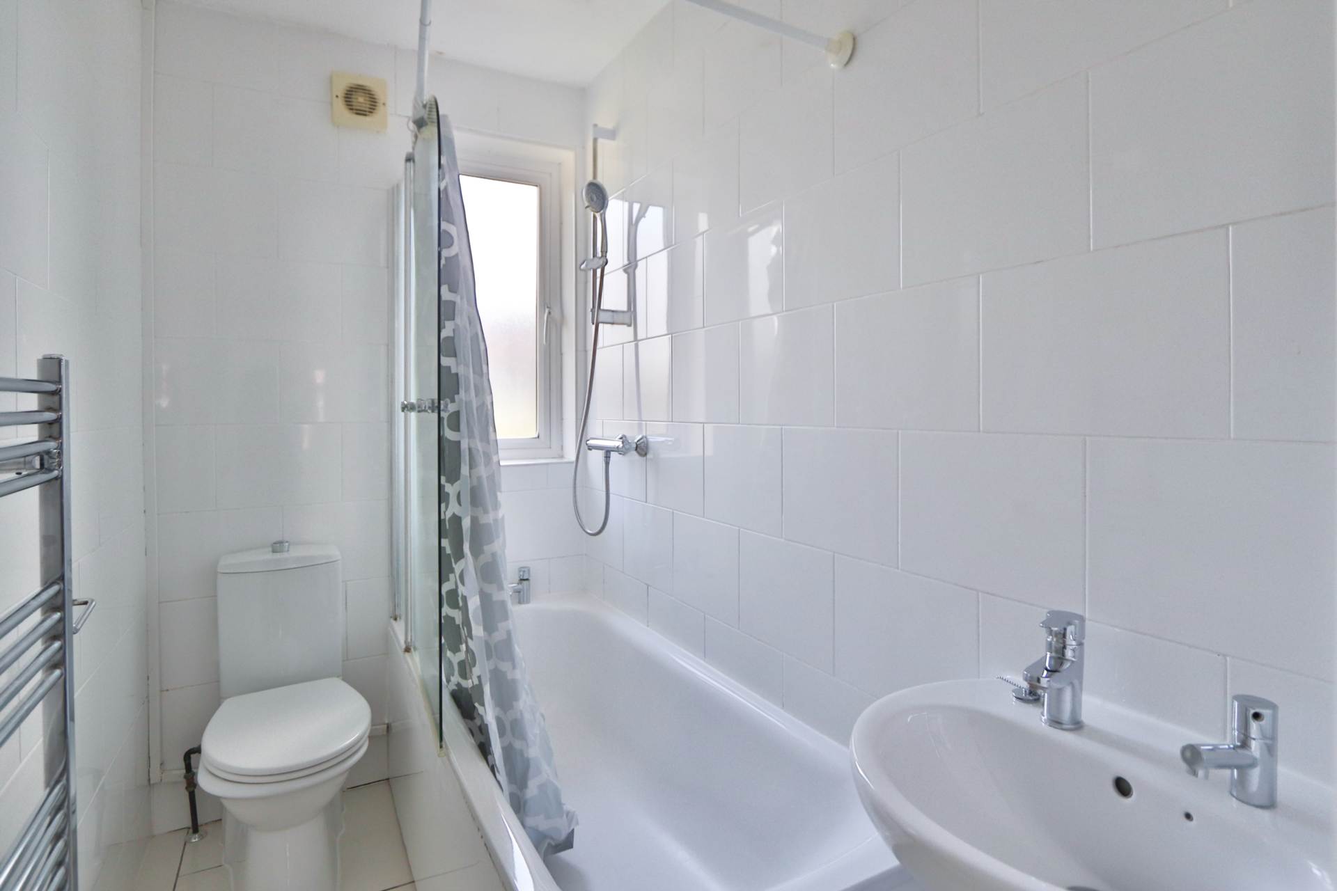 Errol Gardens, New Malden, Image 6