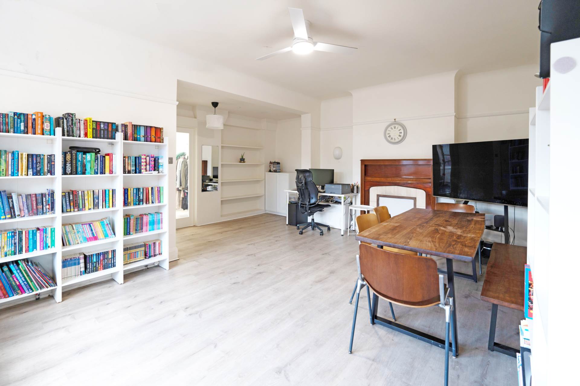 Savile Close, New Malden, Image 4