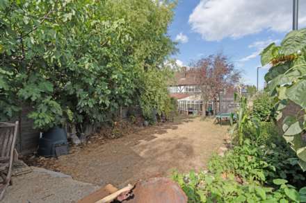 Savile Close, New Malden, Image 21