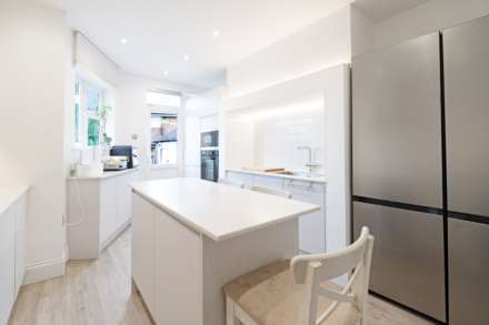 Savile Close, New Malden, Image 7