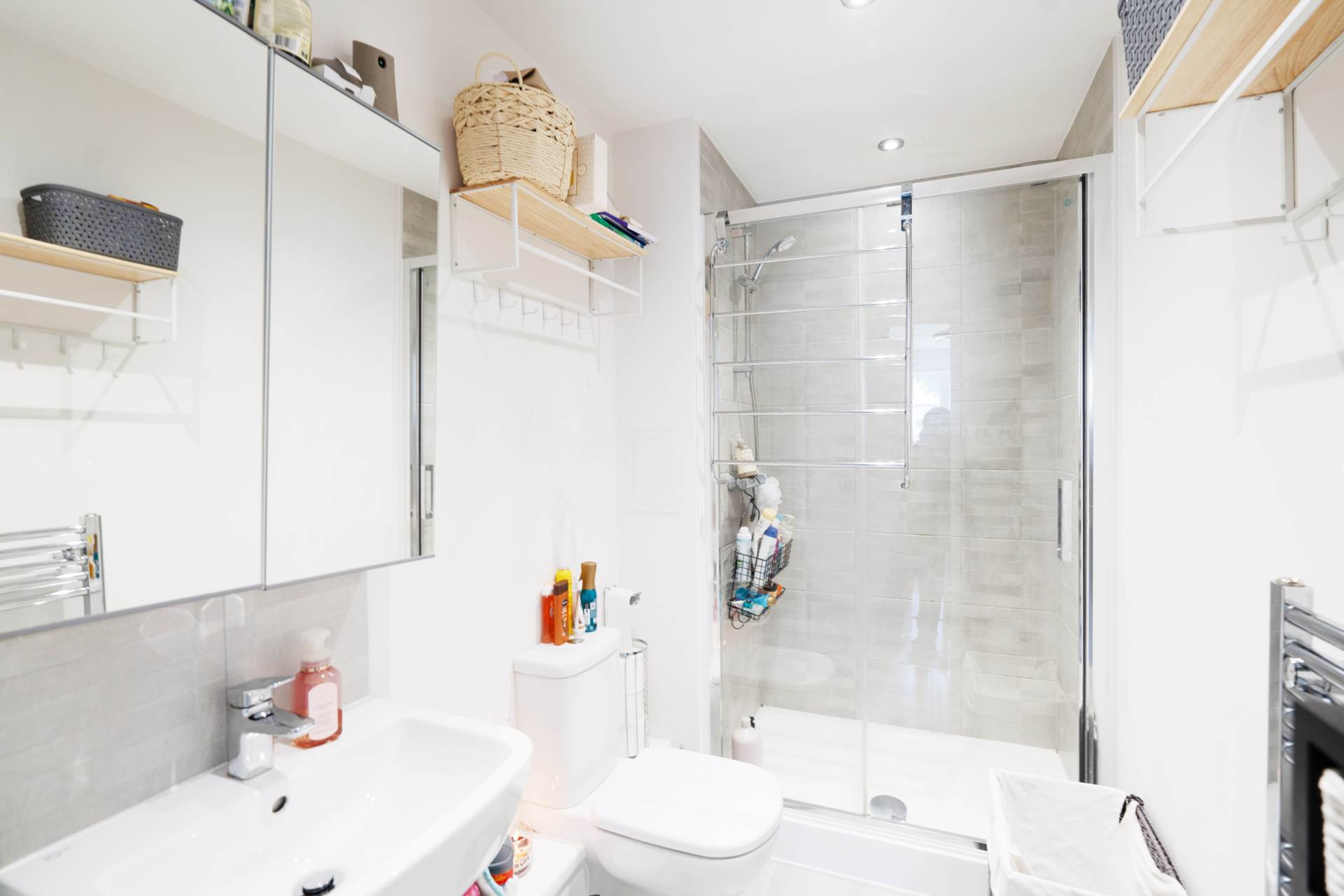 Powdermill Close, New Malden, Image 5