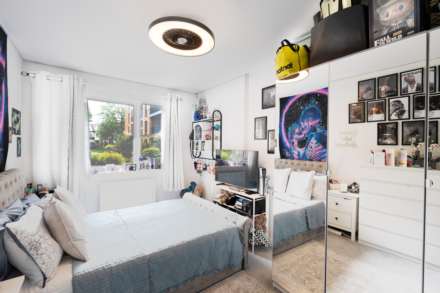 Powdermill Close, New Malden, Image 4