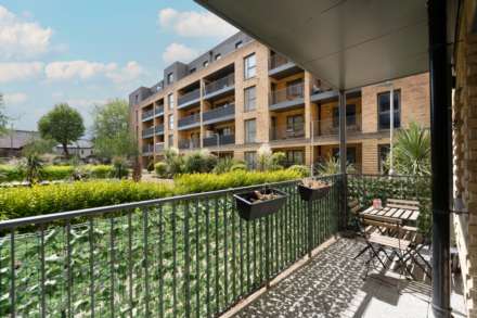 Powdermill Close, New Malden, Image 6