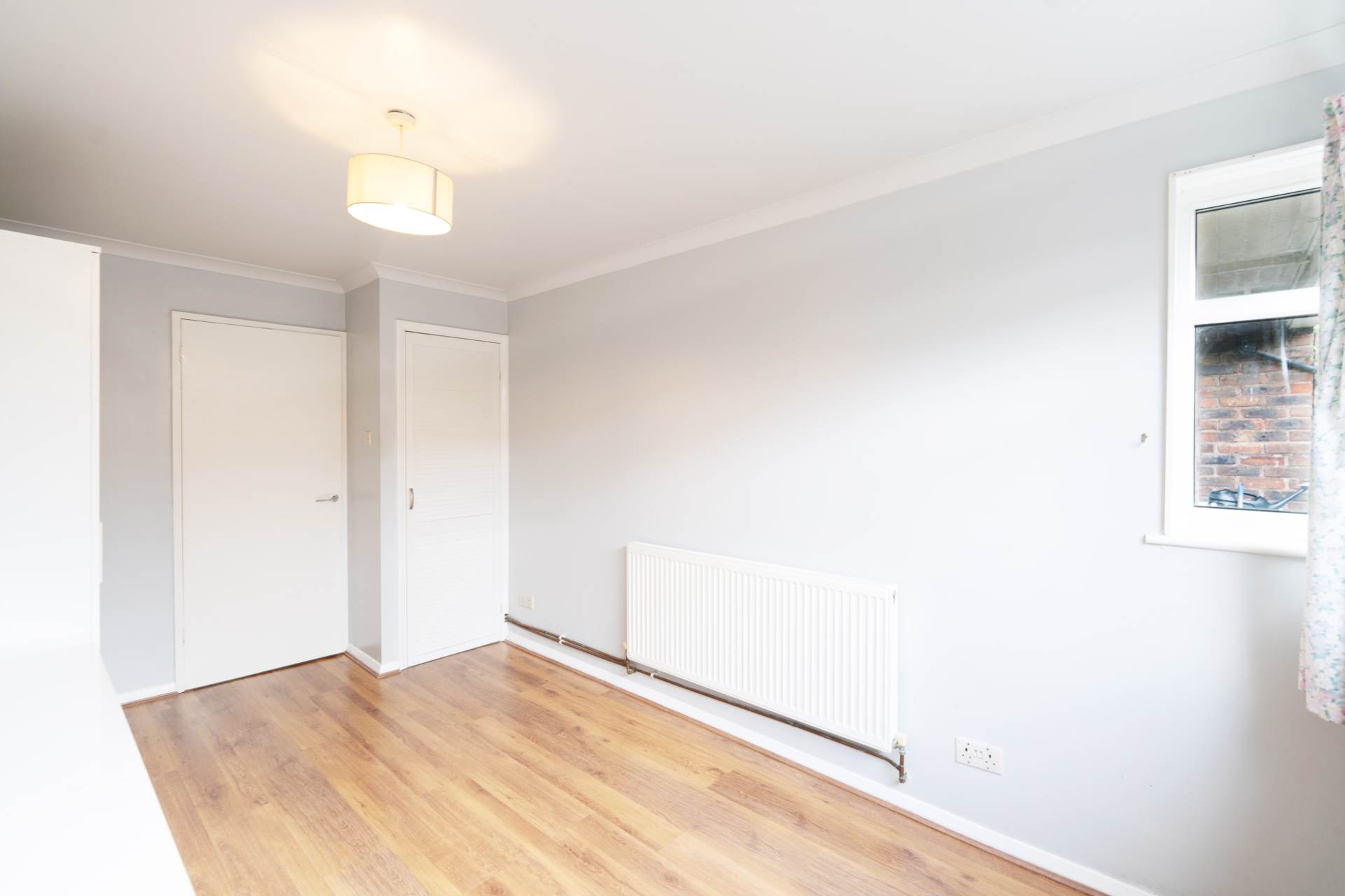 Farnham Gardens, London, Image 8