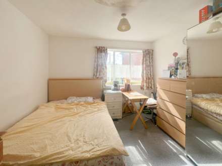 Tregaron Gardens, New Malden, Image 4