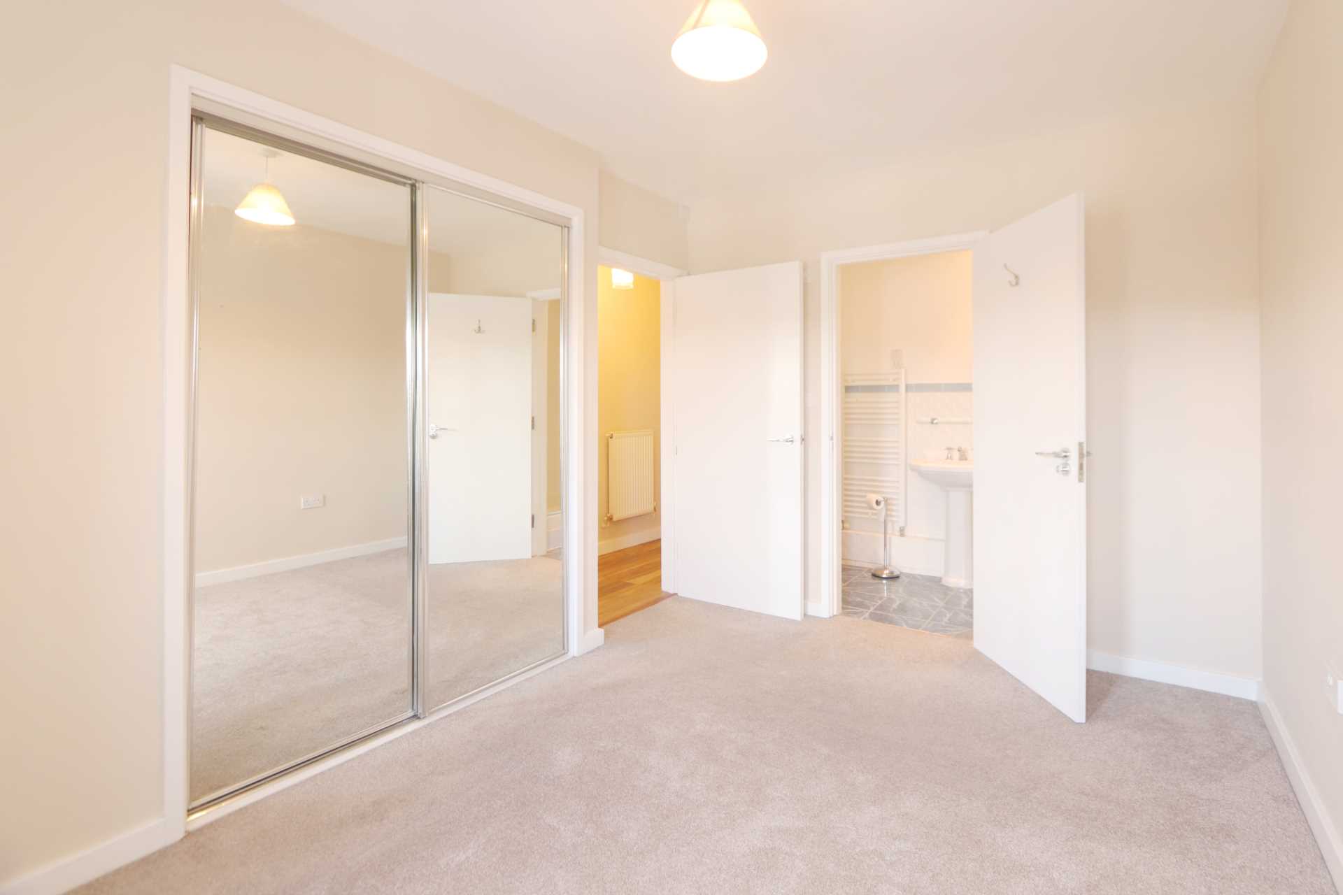 Brabham Court, Central Road, Worcester Park, KT4 8EA, Image 9
