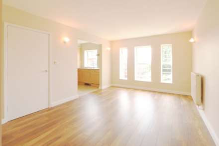 Brabham Court, Central Road, Worcester Park, KT4 8EA, Image 4