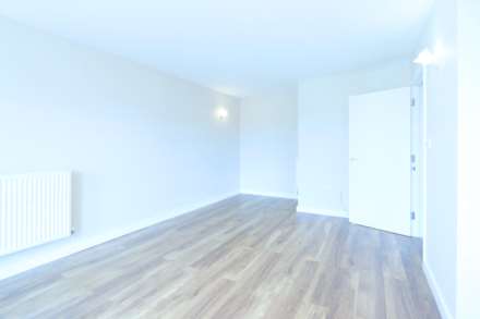 Brabham Court, Central Road, Worcester Park, KT4 8EA, Image 6