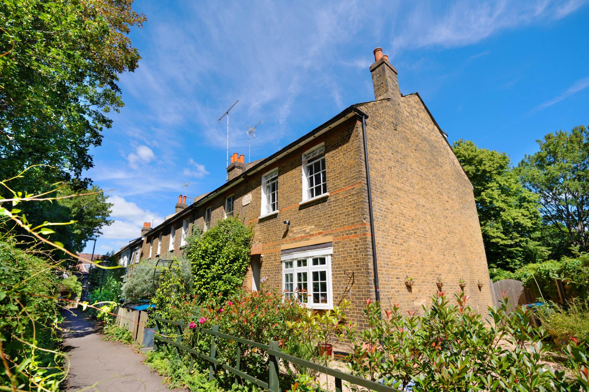 Orchard Walk, Kingston Upon Thames, Image 21