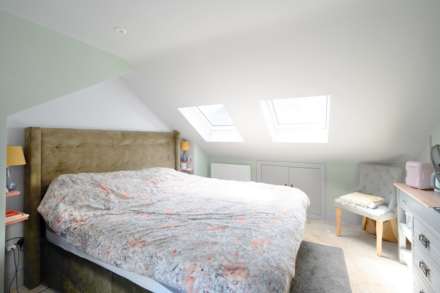 Orchard Walk, Kingston Upon Thames, Image 12