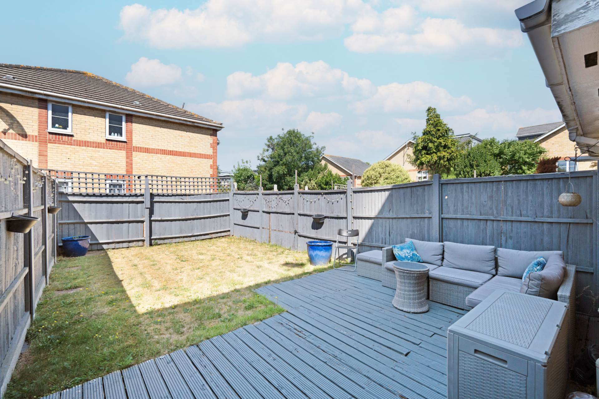 Winery Lane, Kingston Upon Thames, Image 17