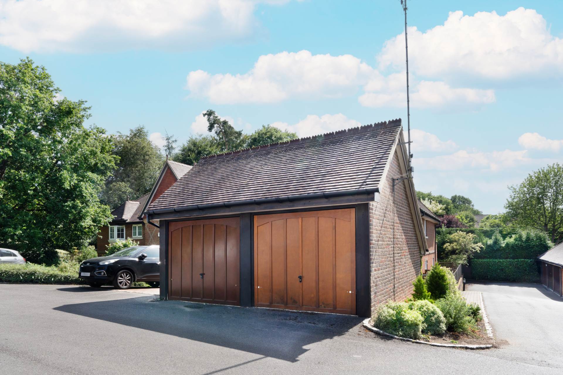 St Pauls Mews, Dorking, RH4 2HP, Image 21