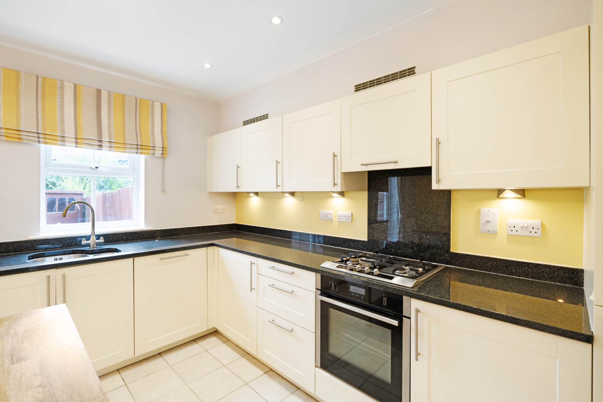 Heatherlea Grove, The Hamptons development, Worcester Park, KT4 8GB, Image 8