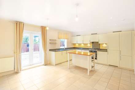 Heatherlea Grove, The Hamptons development, Worcester Park, KT4 8GB, Image 2