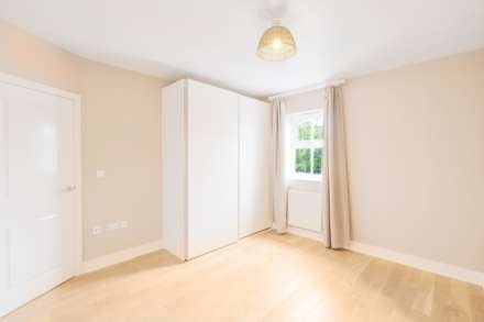 Heatherlea Grove, The Hamptons development, Worcester Park, KT4 8GB, Image 5