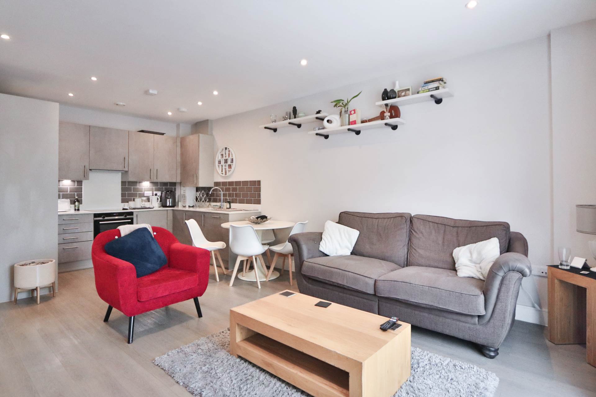Coombe Road, New Malden, Image 2
