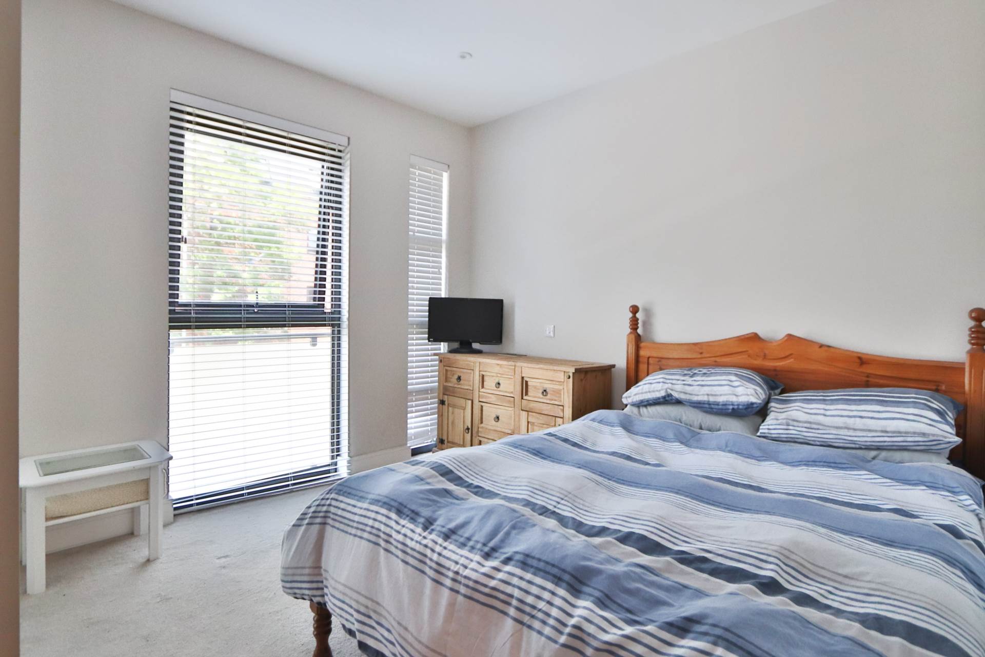 Coombe Road, New Malden, Image 5