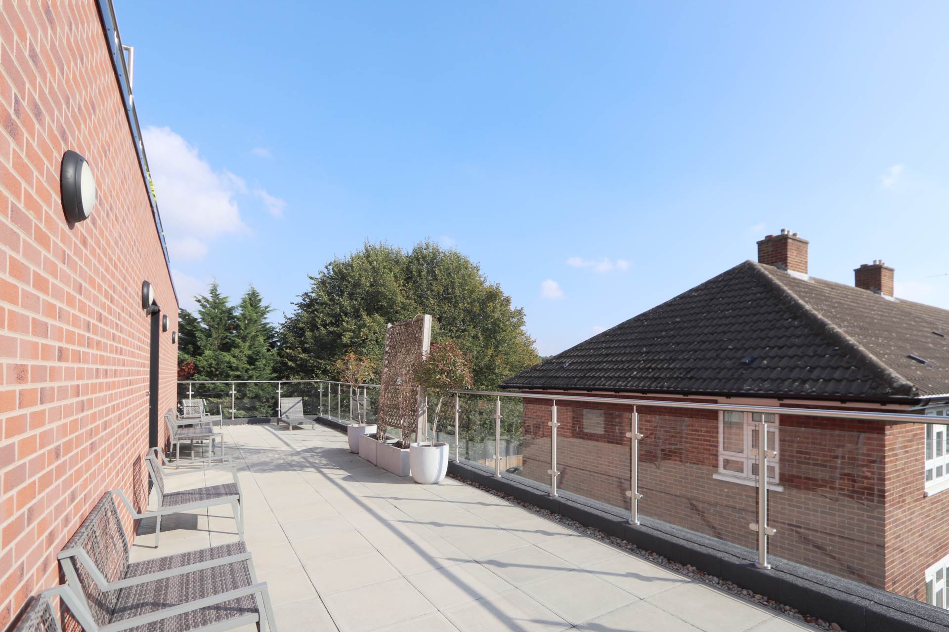 Coombe Road, New Malden, Image 8