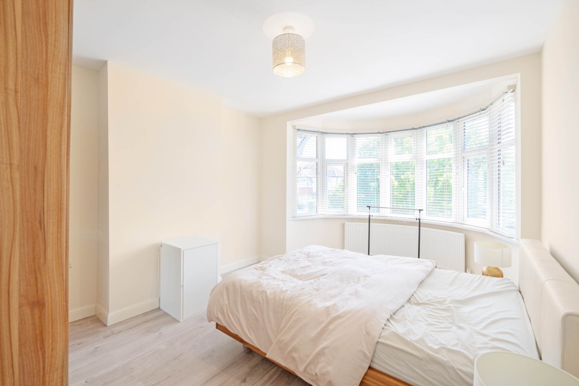 Elgar Avenue, Surbiton, Image 10