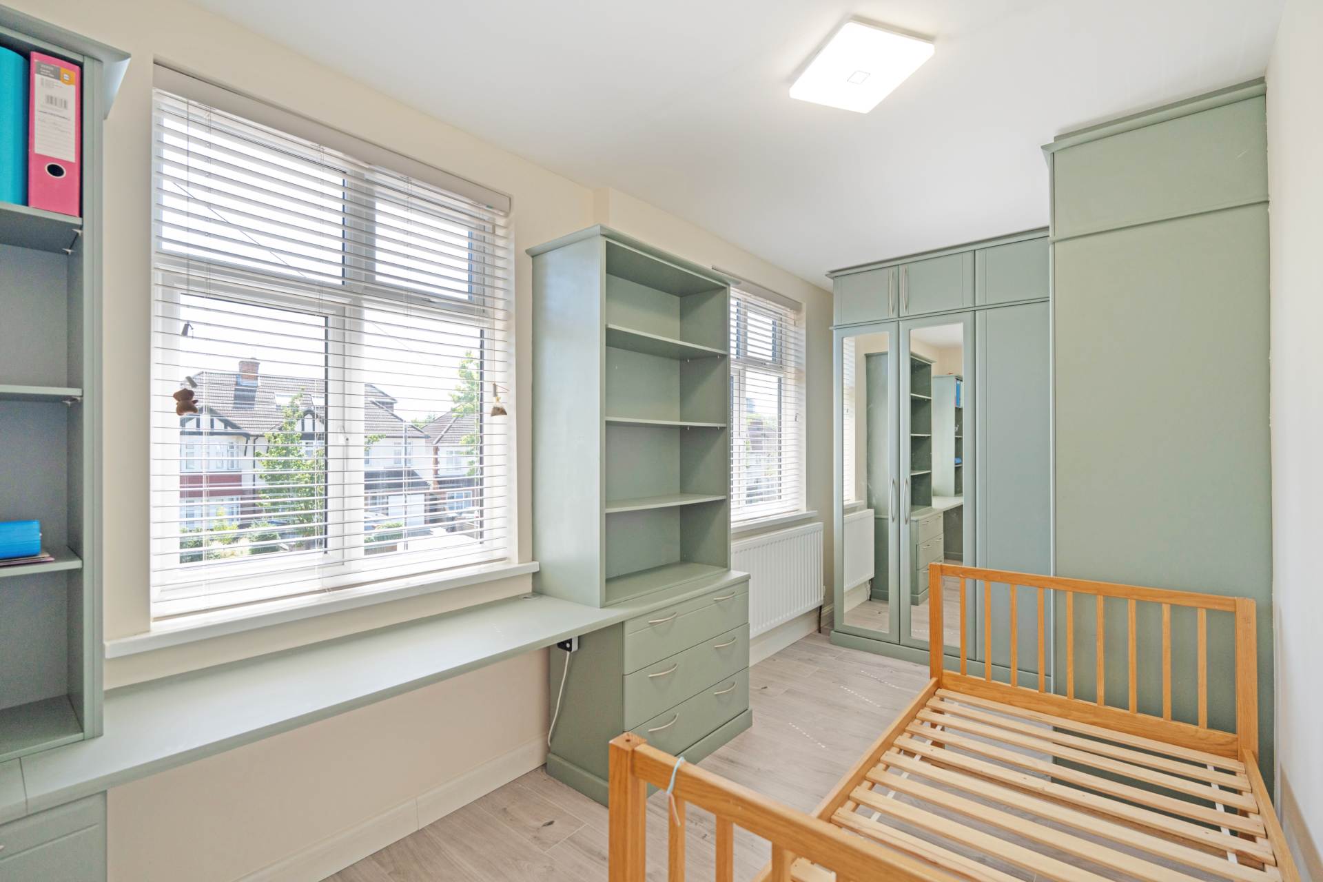 Elgar Avenue, Surbiton, Image 11