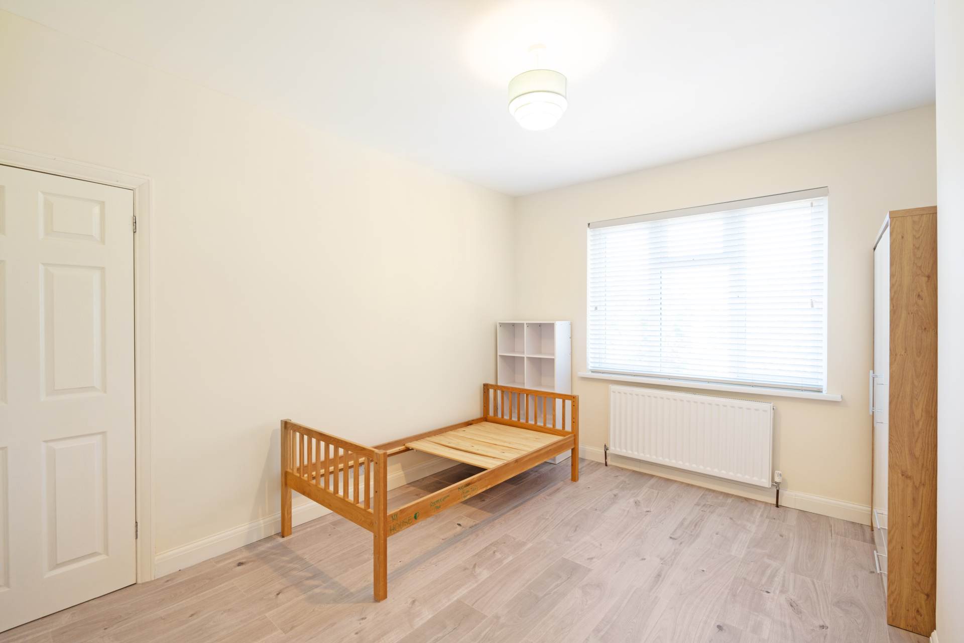 Elgar Avenue, Surbiton, Image 18