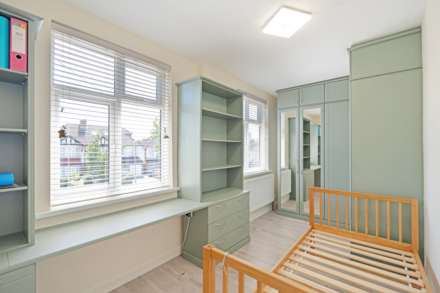 Elgar Avenue, Surbiton, Image 11