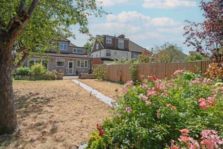 Elgar Avenue, Surbiton, Image 20