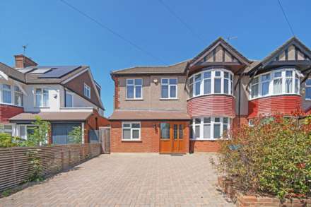 Elgar Avenue, Surbiton, Image 22