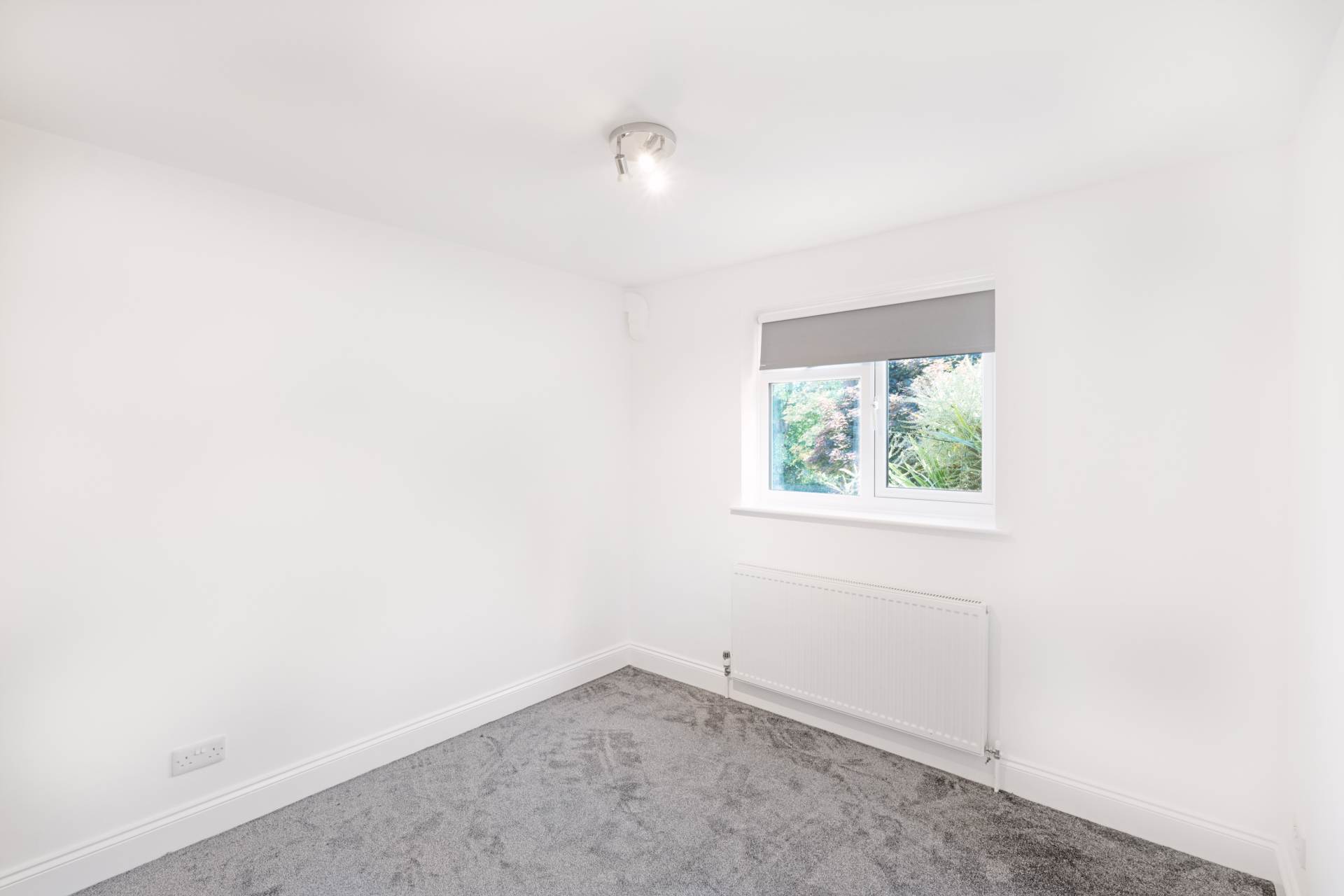 The Avenue, Worcester Park, Image 4