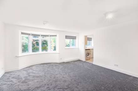 The Avenue, Worcester Park, Image 2