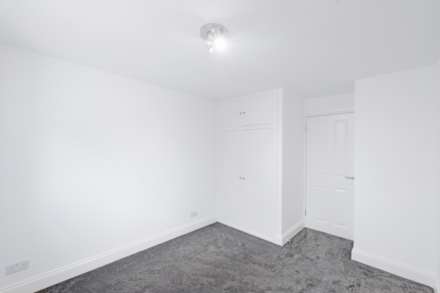 The Avenue, Worcester Park, Image 5