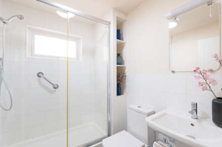 Cottenham Park Road, Wimbledon, SW20, Image 12