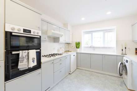 Cottenham Park Road, Wimbledon, SW20, Image 7