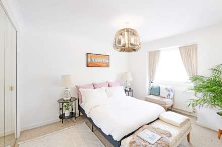 Cottenham Park Road, Wimbledon, SW20, Image 8