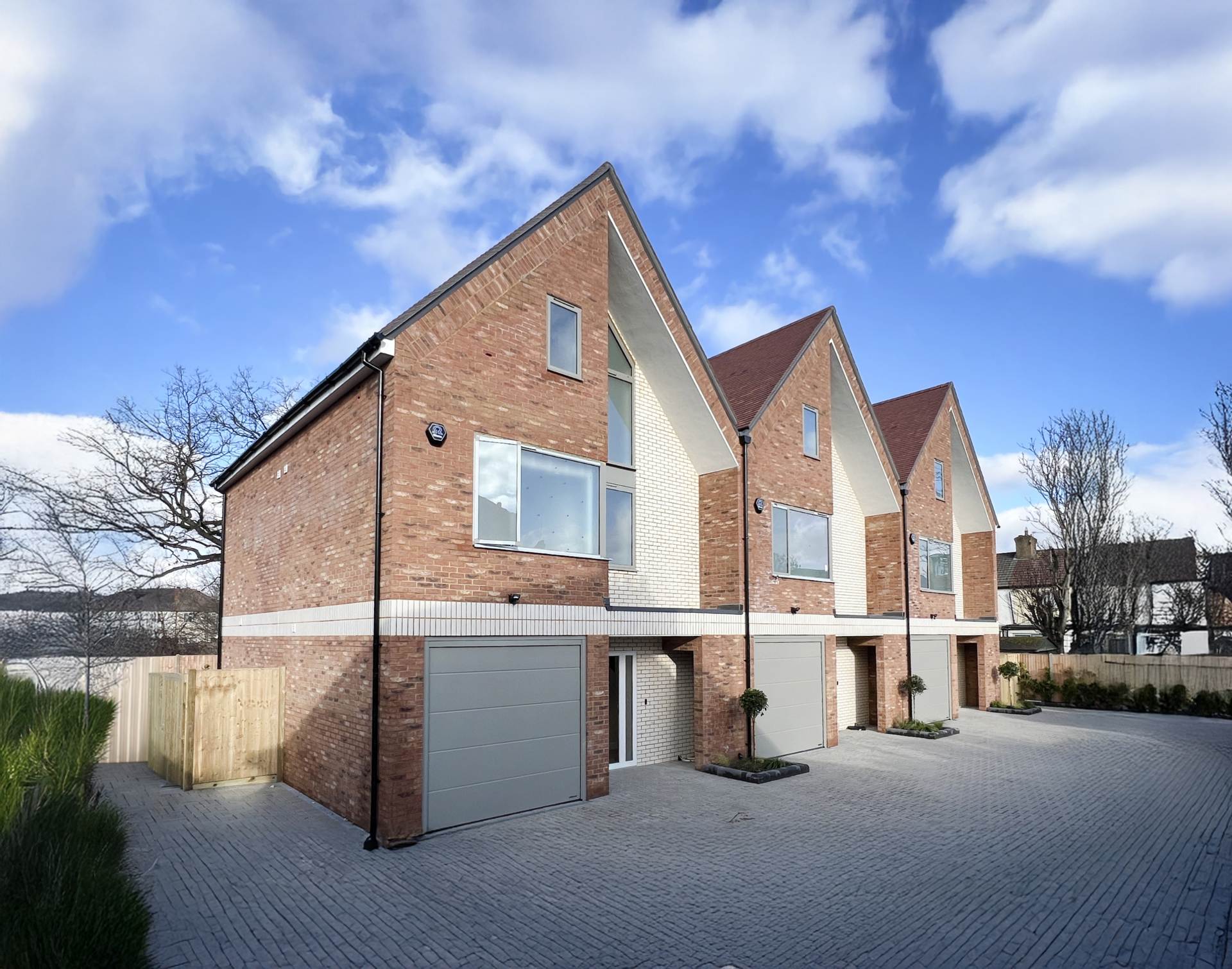 Woodfield Gardens, New Malden, Image 1