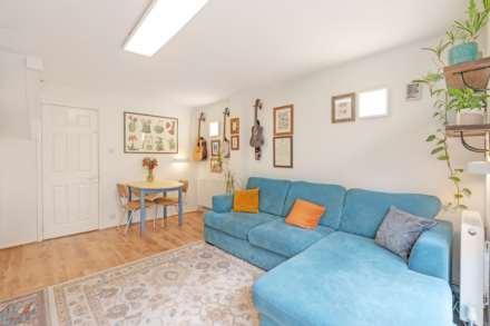 Nevada Close, New Malden, Image 4