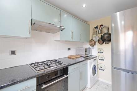 Nevada Close, New Malden, Image 6