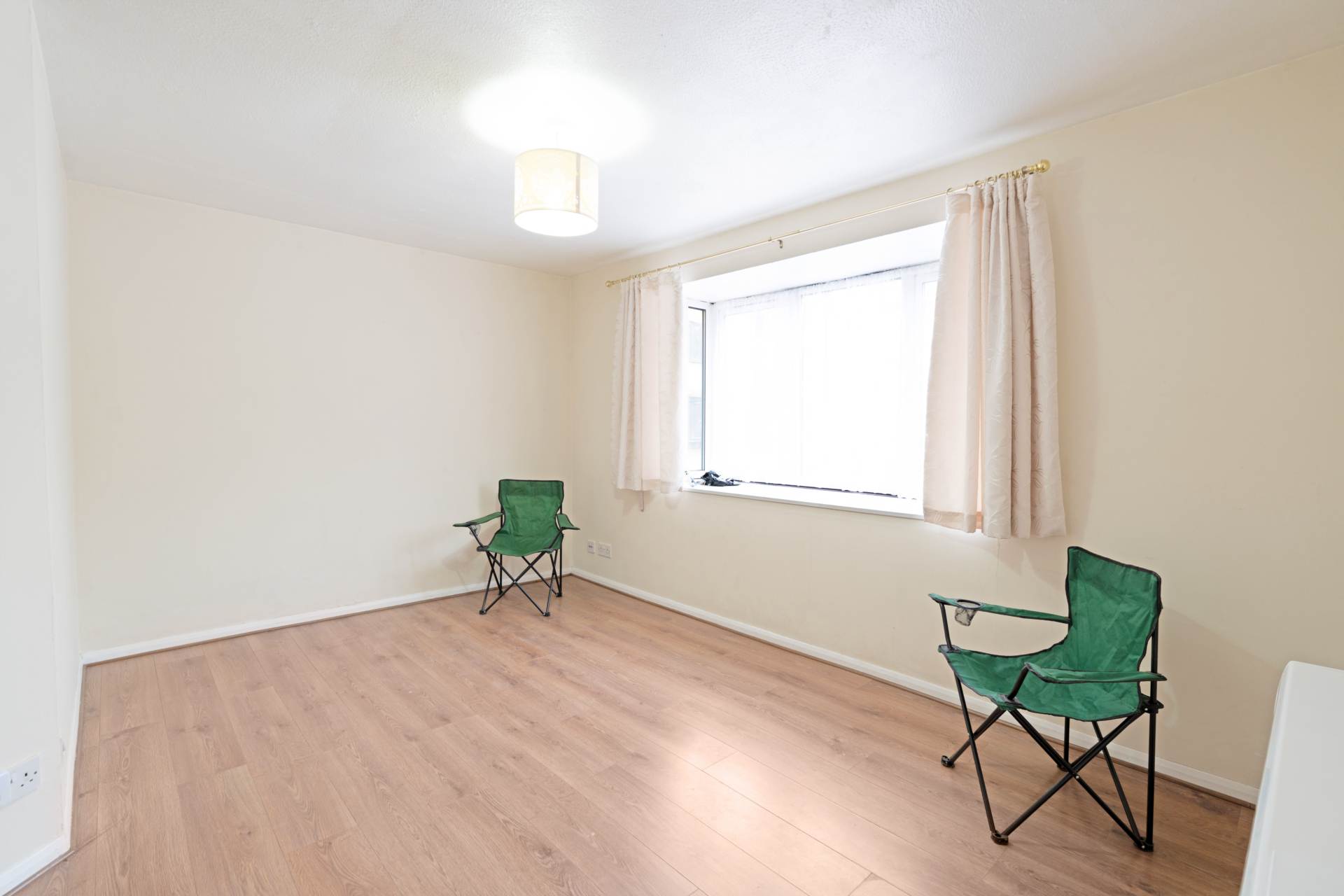 Greyhound Road, Sutton, Image 2