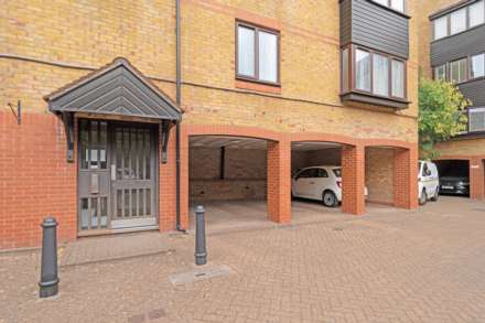 Greyhound Road, Sutton, Image 10
