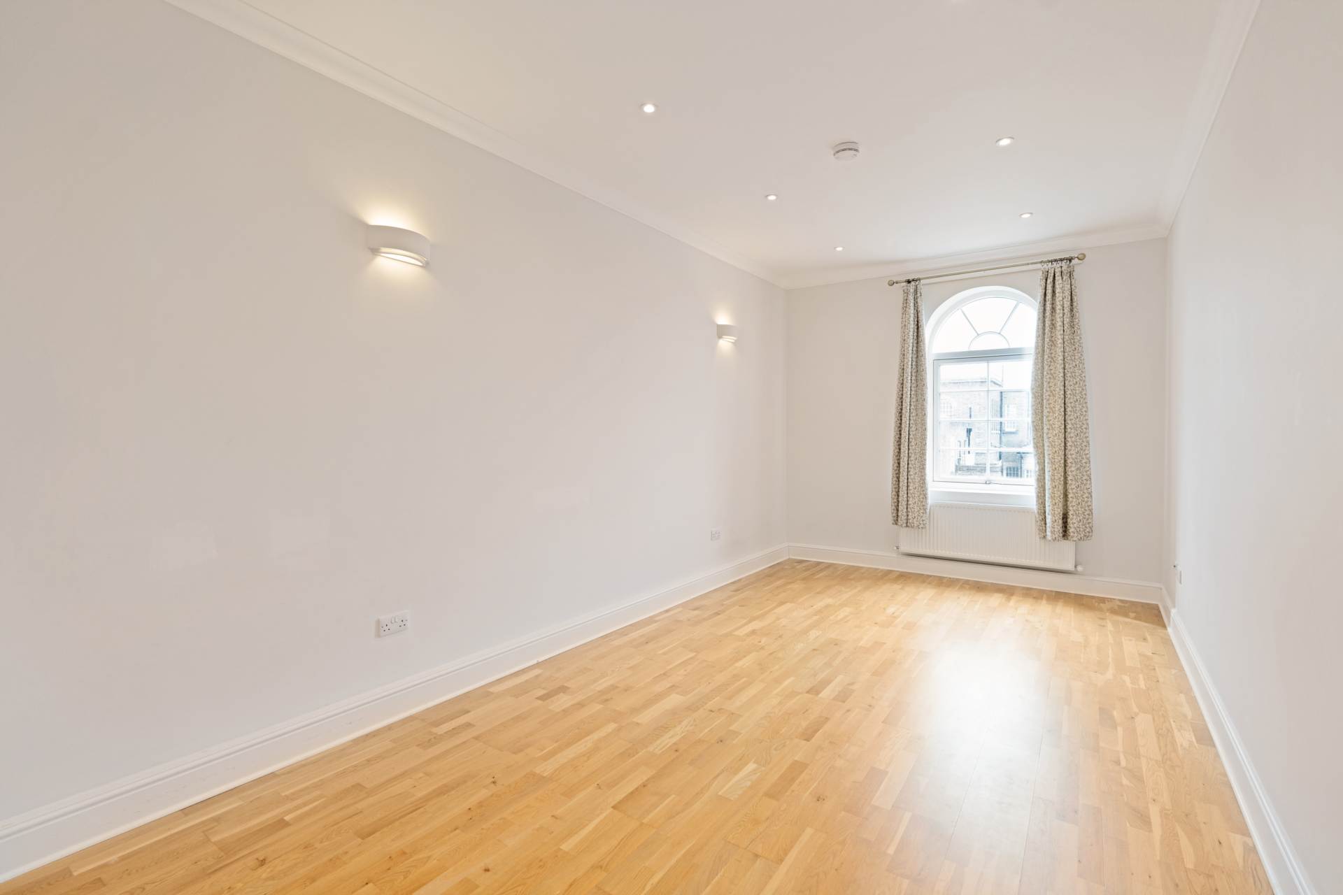 Hilda Road, Southall, Image 2