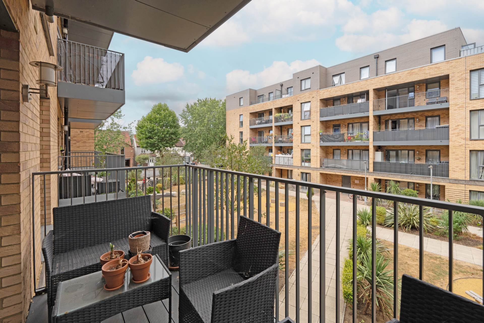 Kingston Road, New Malden, Image 4
